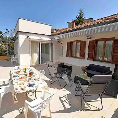 Oleandri - Lakeandgarden In 5*